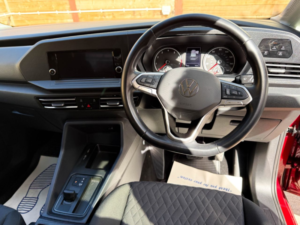 2023 Volkswagen Caddy Maxi 4 SEAT Petrol Auto Wheelchair Accessible Disabled Access Vehicle Wav in Red — image 2