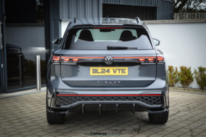 2024 Volkswagen Tiguan 2.0 Tdi R-Line in Grey — image 6