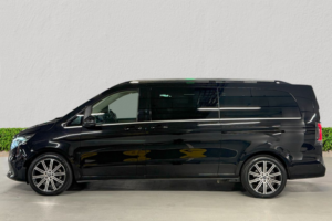 2024 Mercedes-Benz V Class 2.0 V300d Sport MPV 5dr Diesel G-Tronic+ Euro 6 (s/s) Xlwb (237 Ps) in Black — image 4