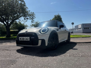2022 MINI Hatch