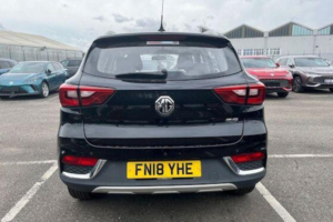 2018 MG MG Zs 1.5 Vti-Tech Exclusive Euro 6 (s/s) 5dr in Red — image 6
