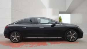 2023 Mercedes-Benz Eqe Eqe 300 89kwh Amg Line (premium) Saloon 4dr Electric Auto (245 Ps) in Black — image 5