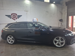 2020 Audi A4 Avant 2.0 Tfsi 40 S Line in Black — image 2