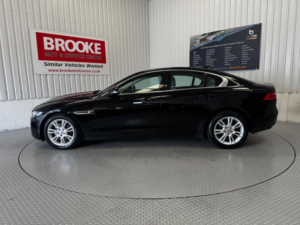 2017 Jaguar Xe 2.0d Prestige Euro 6 (s/s) 4dr in Black — image 6