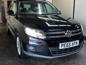 2015 Volkswagen Tiguan 2.0 Tdi Bluemotion Tech Match DSG 4WD Euro 6 (s/s) 5dr in Black — image 5