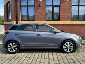 2016 Hyundai I20 1.0 I20 Turbo Edition 1.0 T-Gdi 100ps in Grey — image 3