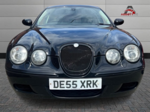 2005 Jaguar S-Type 4.2 V8 R in Black — image 3