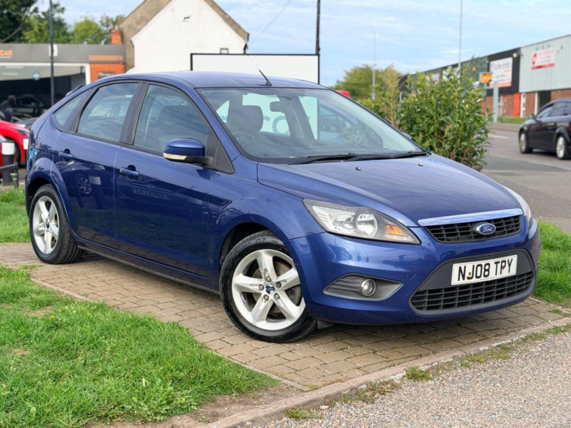 2008 Ford Focus 1.6 Zetec 5dr in Blue — image 1