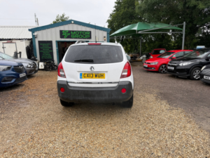 2013 Vauxhall Antara 2.2 Cdti Exclusiv SUV 5dr Diesel Auto 4WD Euro 5 (163 Ps) in White — image 5