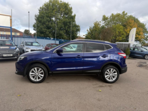 2016 Nissan Qashqai 1.5 Dci Tekna 2WD Euro 6 (s/s) 5dr in Blue — image 3
