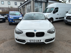 2013 BMW 1 Series 1.6 114i Sport Hatchback 5dr Petrol Manual Euro 6 (s/s) (102 Ps) in White — image 3