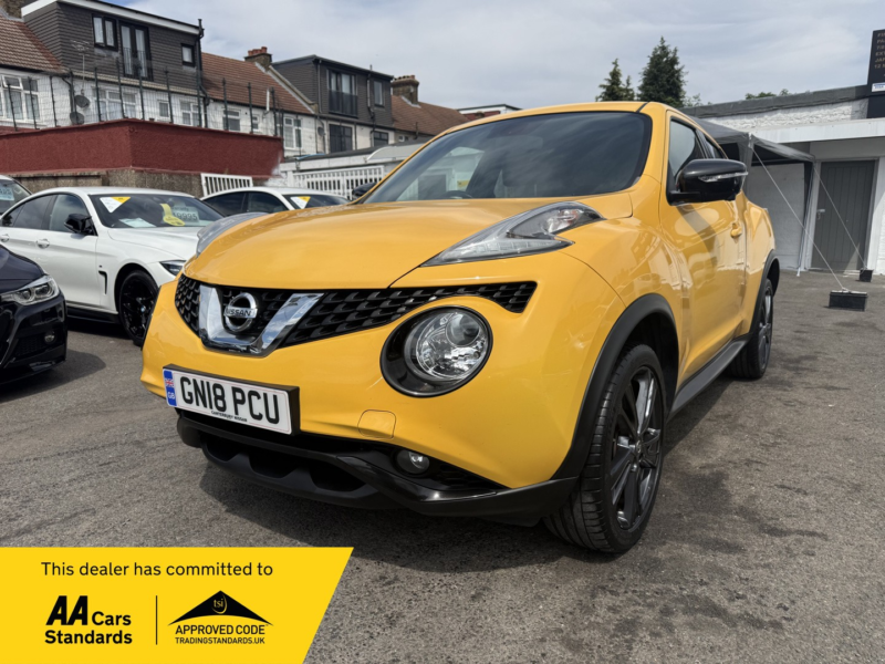 2018 Nissan Juke 1.2 Dig-T Tekna in Yellow — image 1