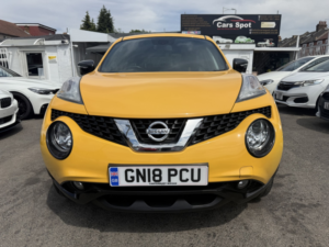 2018 Nissan Juke 1.2 Dig-T Tekna in Yellow — image 3