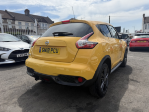 2018 Nissan Juke 1.2 Dig-T Tekna in Yellow — image 5