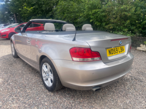2009 BMW 1 Series 2.0 120d Se Convertible 2dr Diesel Manual Euro 5 (177 Ps) in Silver — image 4