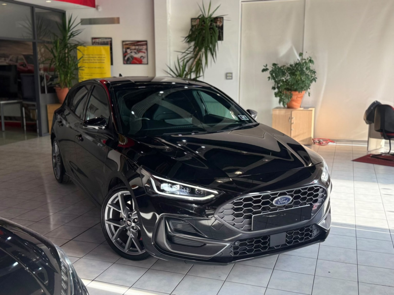 2022 Ford Focus 2.3 Focus St 5 Door 2.3l Ecoboost 280ps Fwd 7 Speed Automatic in Black — image 1