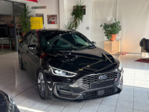 2022 Ford Focus 2.3 Focus St 5 Door 2.3l Ecoboost 280ps Fwd 7 Speed Automatic in Black — image 2