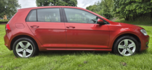 2015 Volkswagen Golf 1.6 Tdi Bluemotion Tech Match in Red — image 6