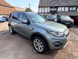 2015 Land Rover Discovery Sport Td4 Hse in Grey — image 3
