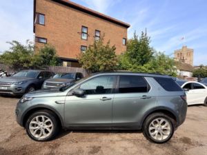 2015 Land Rover Discovery Sport Td4 Hse in Grey — image 4