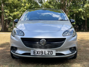2019 Vauxhall Corsa 1.4i Ecotec Griffin (top Of The Range Model) Hatchback 3dr Petrol With Only 10,800 Miles in Silver — image 2