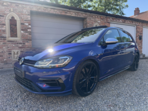 2019 Volkswagen Golf 2.0 Tsi R in Blue — image 2