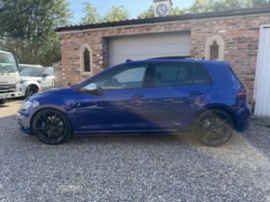 2019 Volkswagen Golf 2.0 Tsi R in Blue — image 4