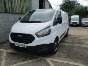 2018 Ford Transit Custom 2.0 300 Ecoblue in White — image 2