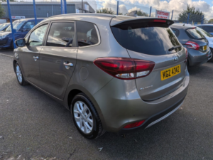 2018 Kia Carens 1.7 Crdi 2 7 Seats in Silver — image 3