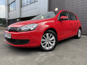 2012 Volkswagen Golf 1.6 Tdi Match in Red — image 3