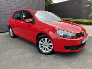 2012 Volkswagen Golf 1.6 Tdi Match in Red — image 4