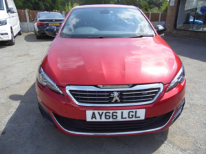 2016 Peugeot 308 2.0 Bluehdi Gt Eat Euro 6 (s/s) 5dr in Red — image 2