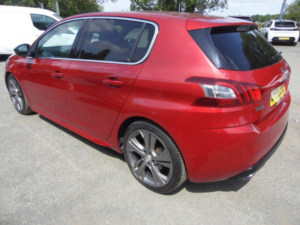 2016 Peugeot 308 2.0 Bluehdi Gt Eat Euro 6 (s/s) 5dr in Red — image 4
