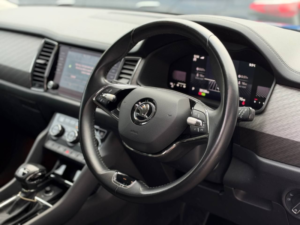 2022 Skoda Kodiaq 1.5 Tsi Act Se L SUV 5dr Petrol DSG Euro 6 (s/s) (7 Seat) (150 Ps) in Blue — image 2