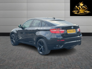2012 BMW X6 3.0 X6 Xdrive40d in Black — image 5