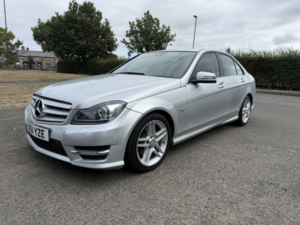 2011 Mercedes-Benz C Class 2.1 C220 Cdi Blueefficiency Sport Edition 125 in Silver — image 2
