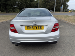 2011 Mercedes-Benz C Class 2.1 C220 Cdi Blueefficiency Sport Edition 125 in Silver — image 4