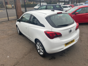 2015 Vauxhall Corsa 1.4i Ecoflex Energy Hatchback 3dr Petrol Manual Euro 6 (a/c) (90 Ps) in White — image 5