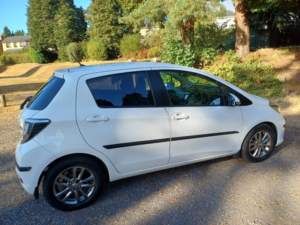 2014 Toyota Yaris 1.4 D-4d Icon Plus in White — image 3