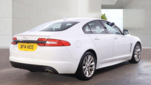 2014 Jaguar Xf 2.2d R-Sport Auto Euro 5 (s/s) 4dr in White — image 5