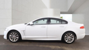 2014 Jaguar Xf 2.2d R-Sport Auto Euro 5 (s/s) 4dr in White — image 6