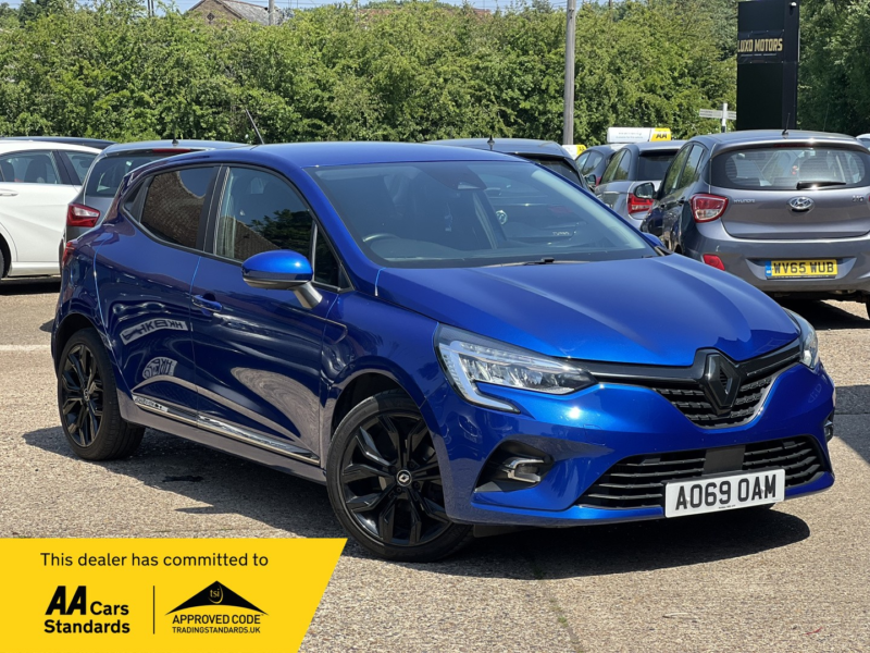 2019 Renault Clio 1.0 Iconic Tce 100 in Blue — image 1