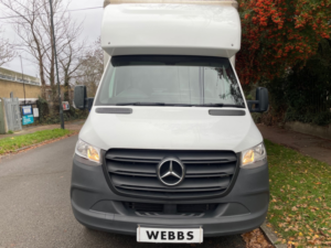 2023 Mercedes-Benz Sprinter 2.0 315 Cdi Progressive Luton in White — image 2