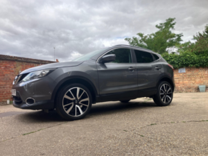 2015 Nissan Qashqai 1.5 Dci Tekna in Grey — image 5