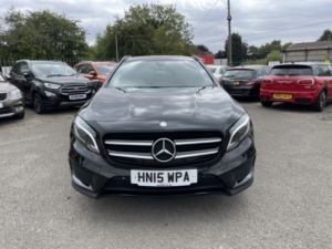 2015 Mercedes-Benz Gla 2.1 Gla200d Amg Line in Black — image 2