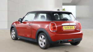 2014 MINI Hatch 1.5 Cooper Euro 6 (s/s) 3dr in Red — image 6
