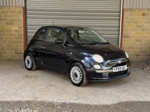 2009 Fiat 500 1.2 500 1.2 Lounge (start Stop) in Black — image 3