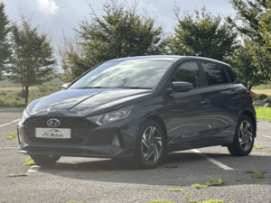 2021 Hyundai I20 1.0t Gdi Element 5dr Man, Petrol, Grey + Reversing Camera in Grey — image 2