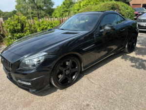 2012 Mercedes-Benz Slk 1.8 Slk250 Blueefficiency Amg Sport in Black — image 4