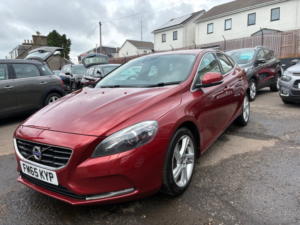 2015 Volvo V40 2.0 D4 Se Lux Nav Hatchback 5dr Diesel Geartronic Euro 6 (s/s) (190 Ps) in Red — image 4